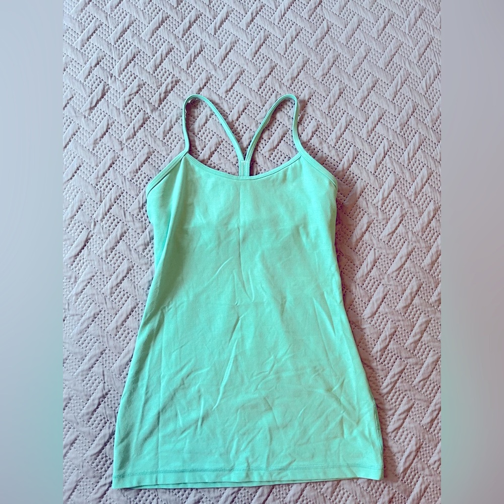 Lululemon Y tank